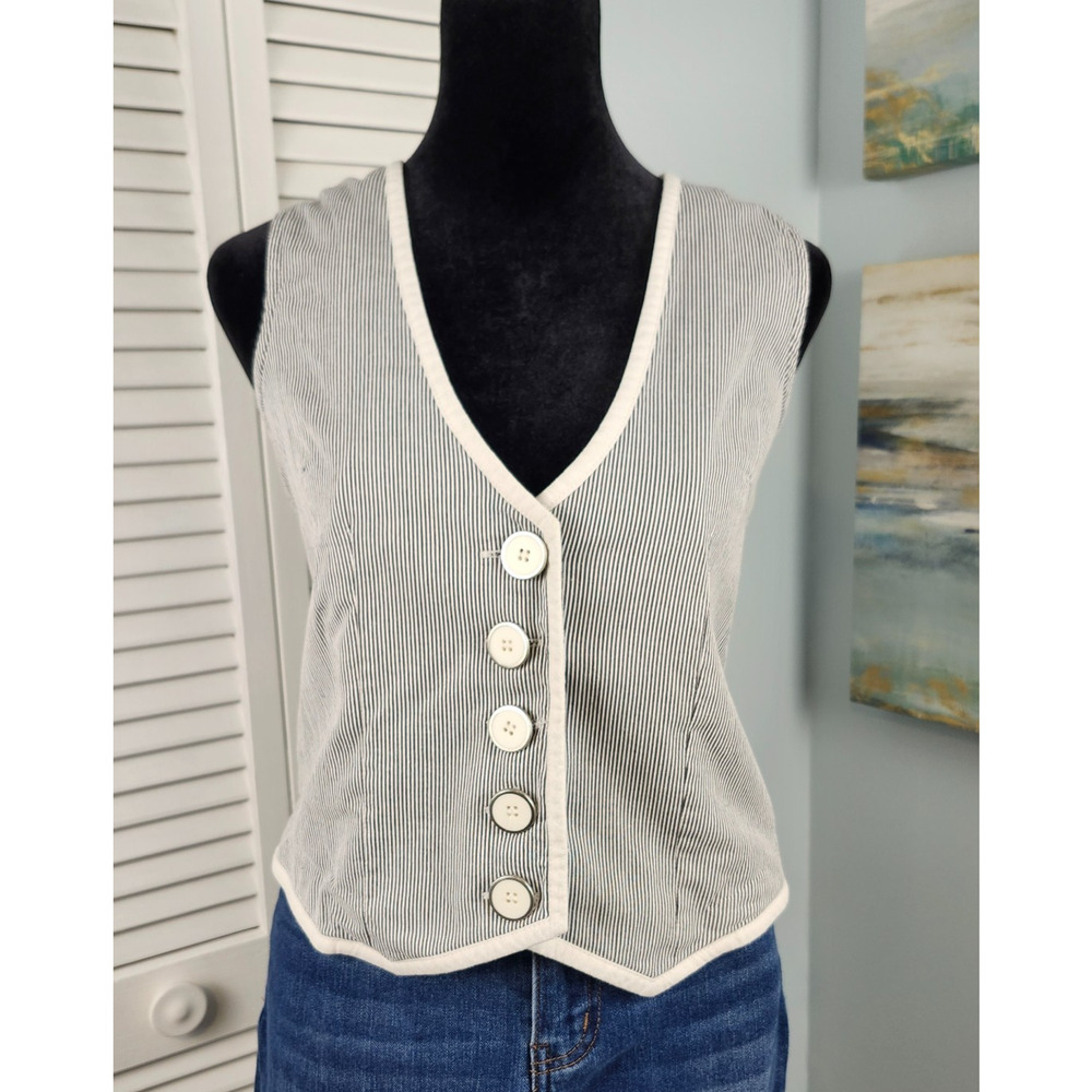 3/$20 Seersucker Vest Size 12/L Nautical Coastal Cowgirl